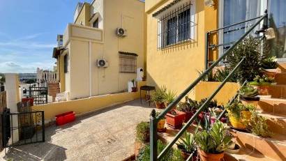 Återförsäljning - Radhus -
Los Altos