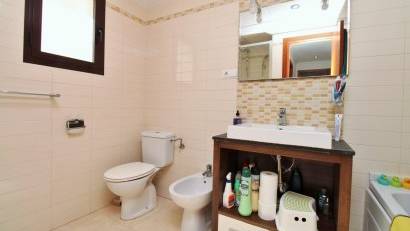 Resale - Apartment -
Cabo Roig