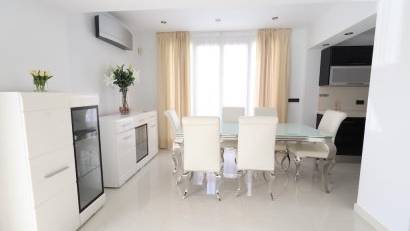 Återförsäljning - Villa -
Cabo Roig - Costa blanca