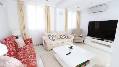 Återförsäljning - Villa -
Cabo Roig - Costa blanca