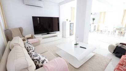 Återförsäljning - Villa -
Cabo Roig - Costa blanca