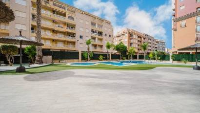 Återförsäljning - Apartment -
Torrevieja - Playa de los locos