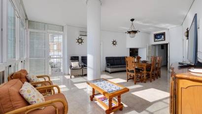 Återförsäljning - Apartment -
Torrevieja - Playa del Acequión