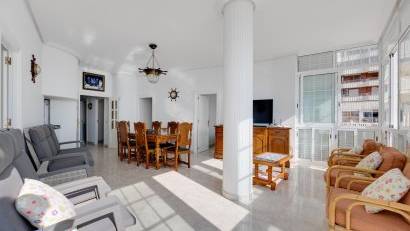 Återförsäljning - Apartment -
Torrevieja - Playa del Acequión