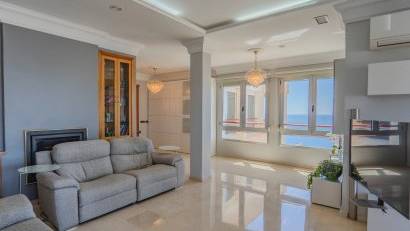 Resale - Apartment -
Benidorm