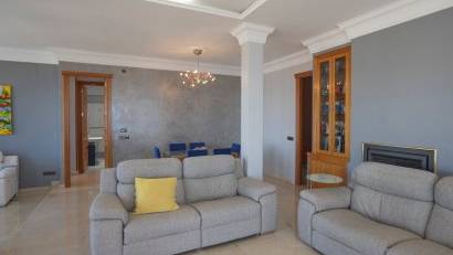 Resale - Apartment -
Benidorm