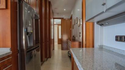 Resale - Apartment -
Benidorm