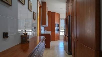 Resale - Apartment -
Benidorm