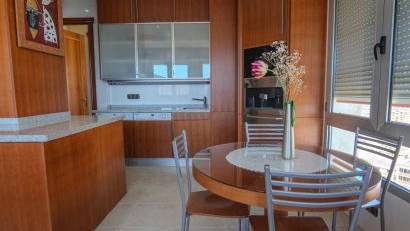 Resale - Apartment -
Benidorm