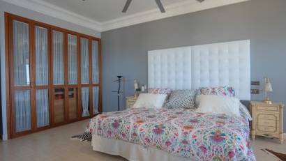 Resale - Apartment -
Benidorm