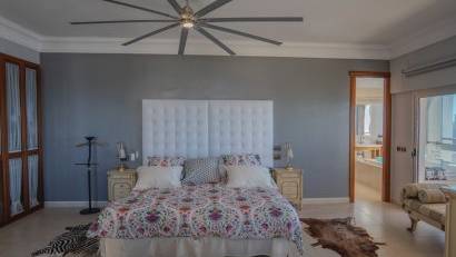 Resale - Apartment -
Benidorm