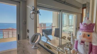 Resale - Apartment -
Benidorm