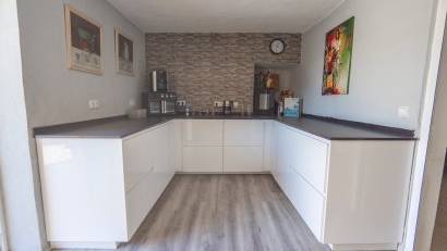 Resale - Finca -
Los Montesinos