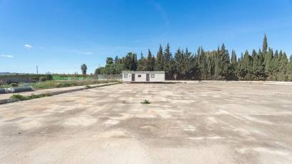 Resale - Finca -
Los Montesinos