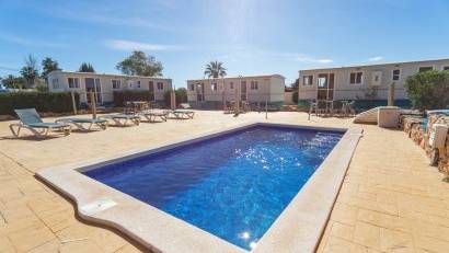 Resale - Finca -
Los Montesinos