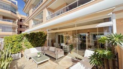 Återförsäljning - Apartment -
Villamartin - Villamartín