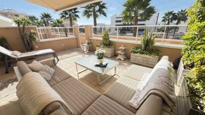 Återförsäljning - Apartment -
Villamartin - Villamartín