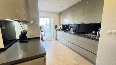 Återförsäljning - Apartment -
Villamartin - Villamartín