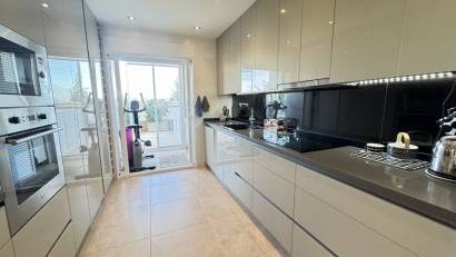 Återförsäljning - Apartment -
Villamartin - Villamartín