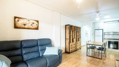 Återförsäljning - Apartment -
Orihuela Costa - Punta Prima