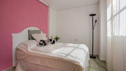 Resale - Villa -
Guardamar del Segura