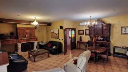 Återförsäljning - Villa -
Orihuela