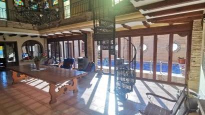 Återförsäljning - Villa -
Orihuela