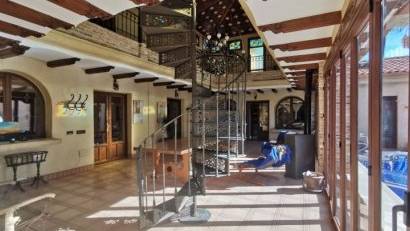 Återförsäljning - Villa -
Orihuela