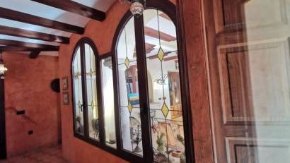 Återförsäljning - Villa -
Orihuela