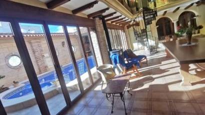 Återförsäljning - Villa -
Orihuela