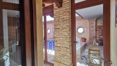 Återförsäljning - Villa -
Orihuela