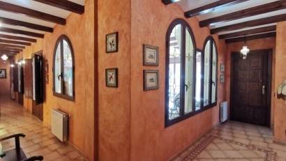 Återförsäljning - Villa -
Orihuela