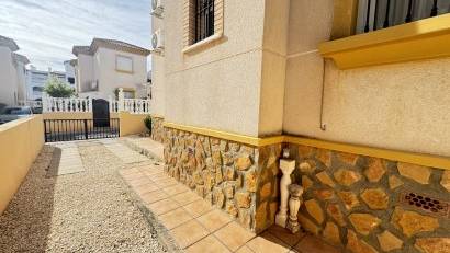 Resale - Quad House -
Villamartin - Villamartín