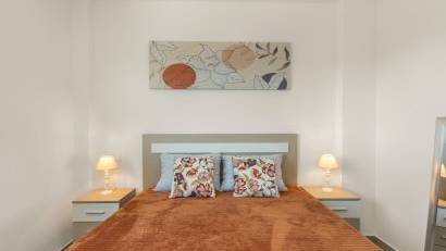 Resale - Apartment -
Santa Rosalía