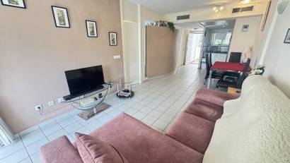 Resale - Apartment -
Playa Flamenca