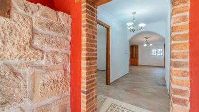 Återförsäljning - Commercial Unit -
Torrevieja - Los Altos