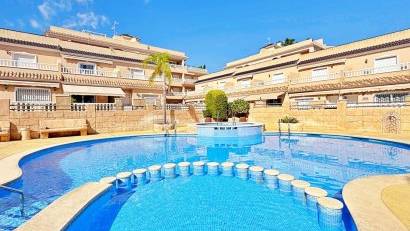 Återförsäljning - Radhus -
Orihuela Costa - Villamartín