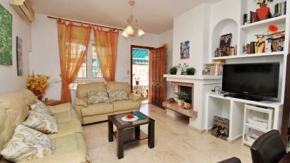 Resale - Apartment -
Playa Flamenca
