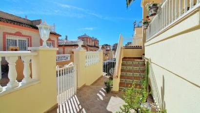 Resale - Apartment -
Playa Flamenca