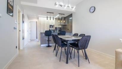 Återförsäljning - Apartment -
Orihuela Costa - Punta Prima