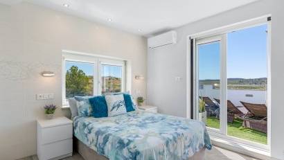 Reventa - Villa -
Torremendo