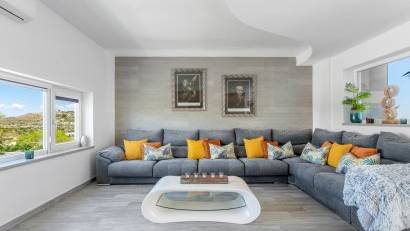 Reventa - Villa -
Torremendo