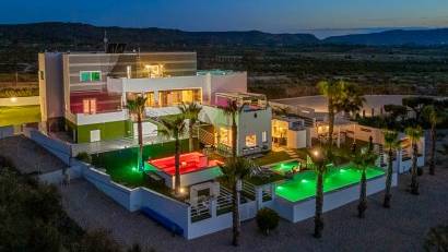 Reventa - Villa -
Torremendo