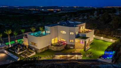 Reventa - Villa -
Torremendo