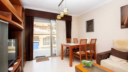 Resale - Apartment -
Torrevieja - Beach