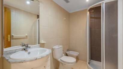 Återförsäljning - Apartment -
Torrevieja - Estacion de autobuses