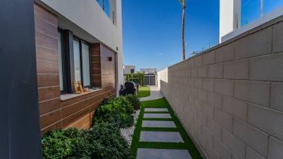 Återförsäljning - Semi detached -
Benijofar