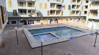 Återförsäljning - Apartment -
Torrevieja - Acequion