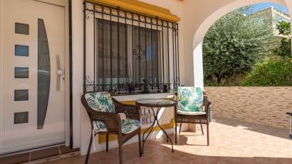 Återförsäljning - Semi detached -
La Zenia