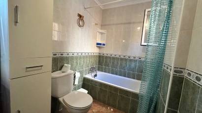 Resale - Apartment -
Jacarilla - pueblo